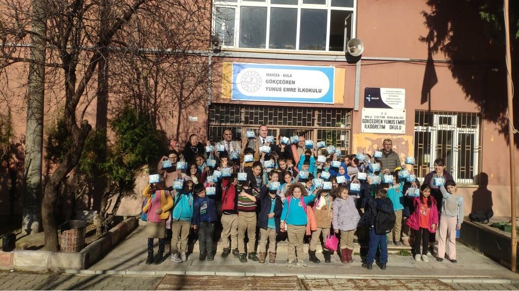 Primary school Yunus Emre Primary School, Kula, photo