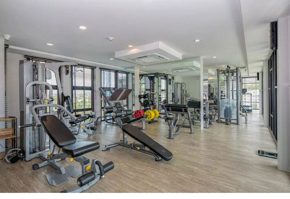 Фото 6th Avenue Surin Beach