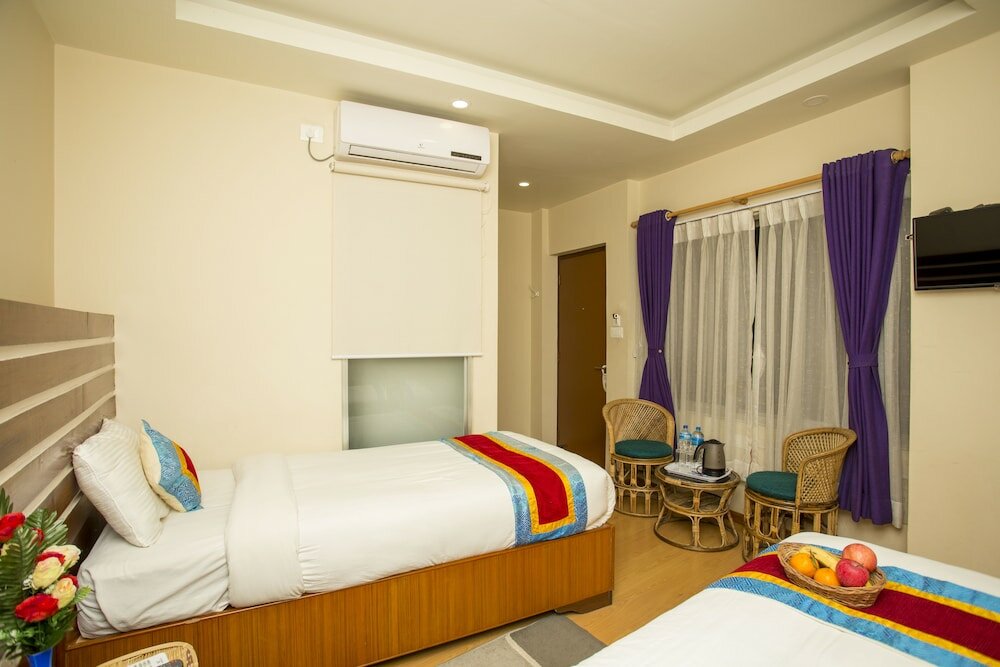 Фото Truly Asia Boutique Hotel