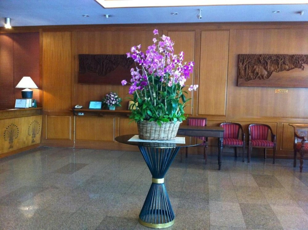 Фото Royal Lanna Hotel