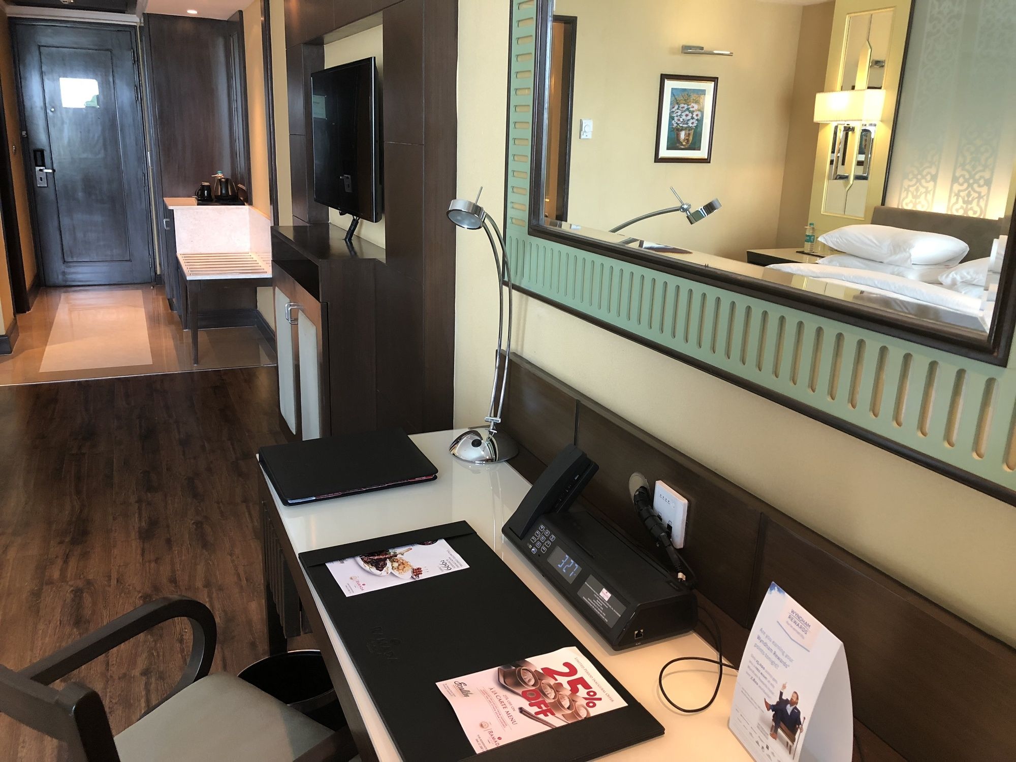 Фото Ramada Plaza by Wyndham Chennai