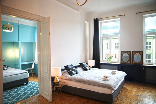 Апартаменты 4th Floor Bed and Breakfast в Варшаве
