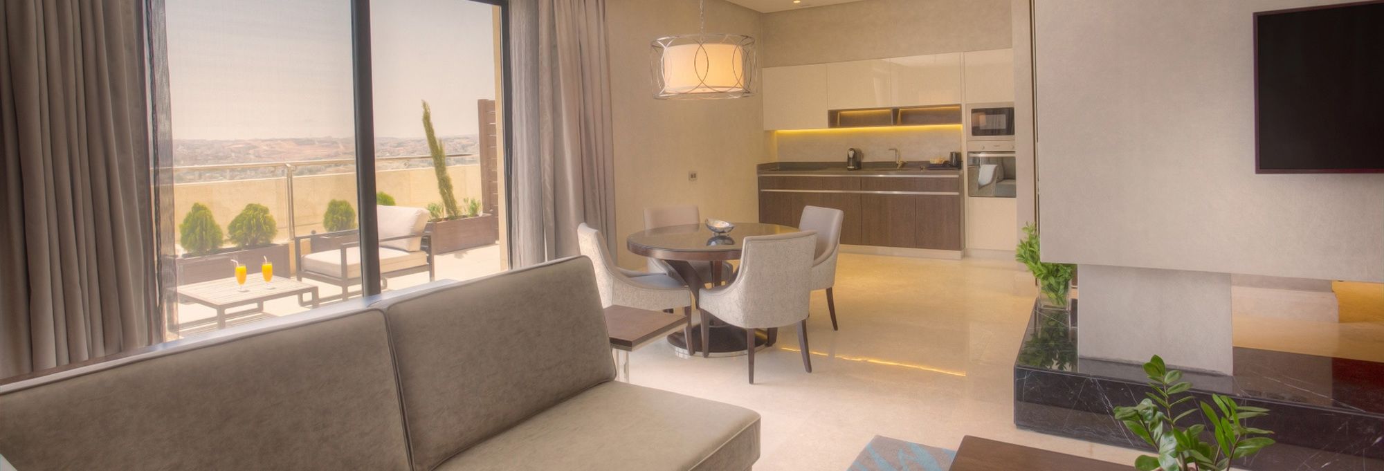 Фото The House Boutique Suites