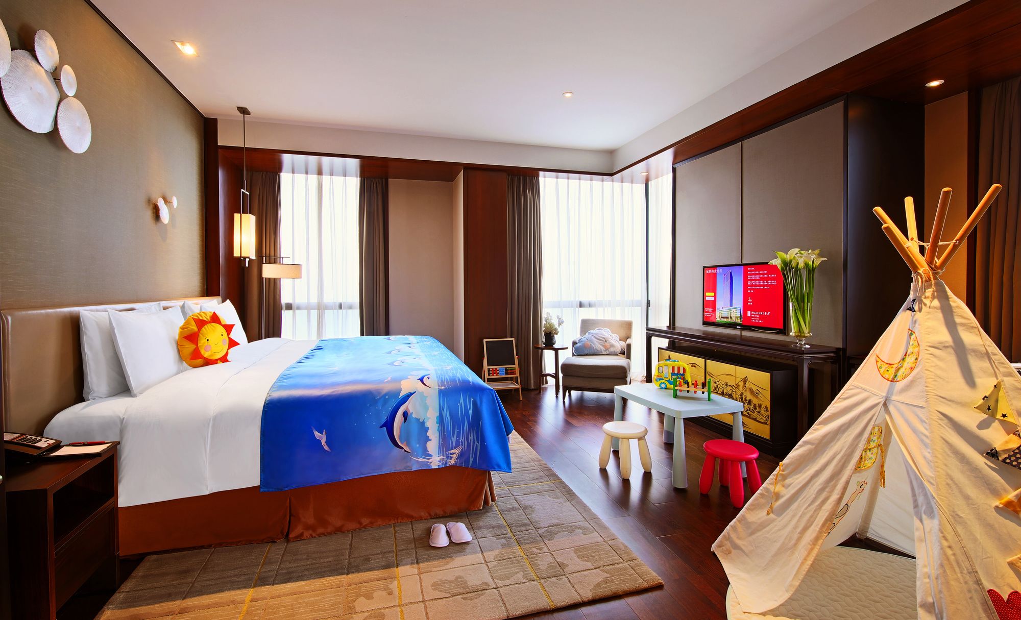 Фото Hualuxe Wuxi Taihu, an Ihg Hotel