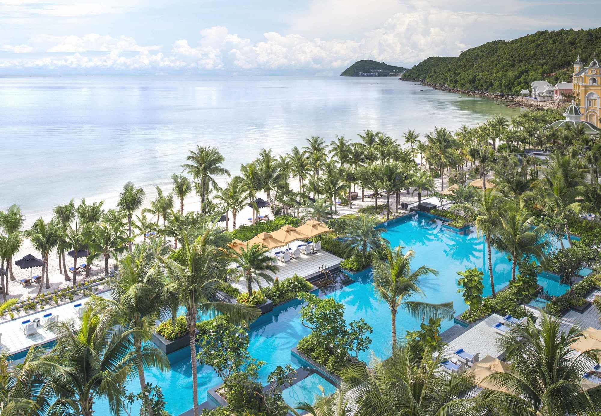 Фото Jw Marriott Phu Quoc Emerald Bay Resort & SPA