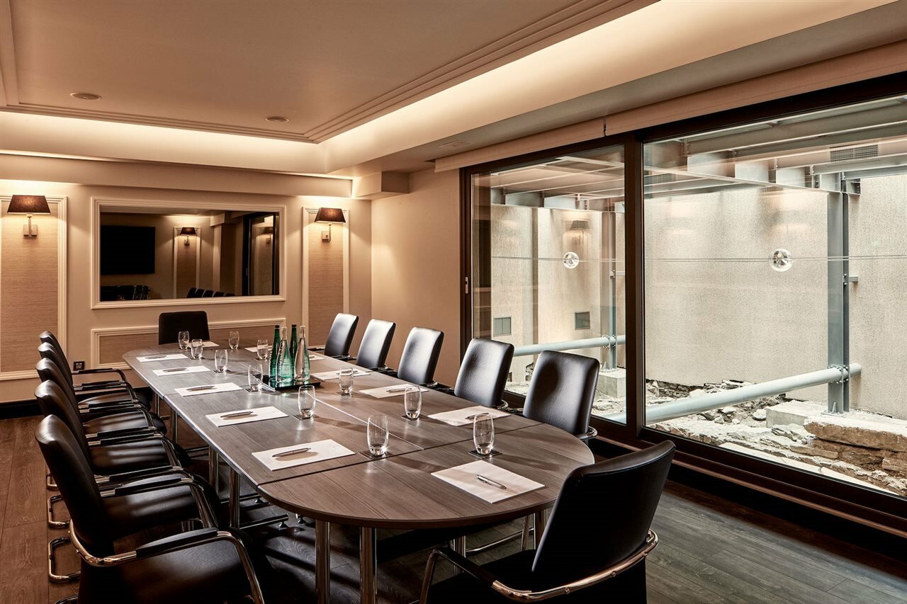 Фото Antigon Urban Chic