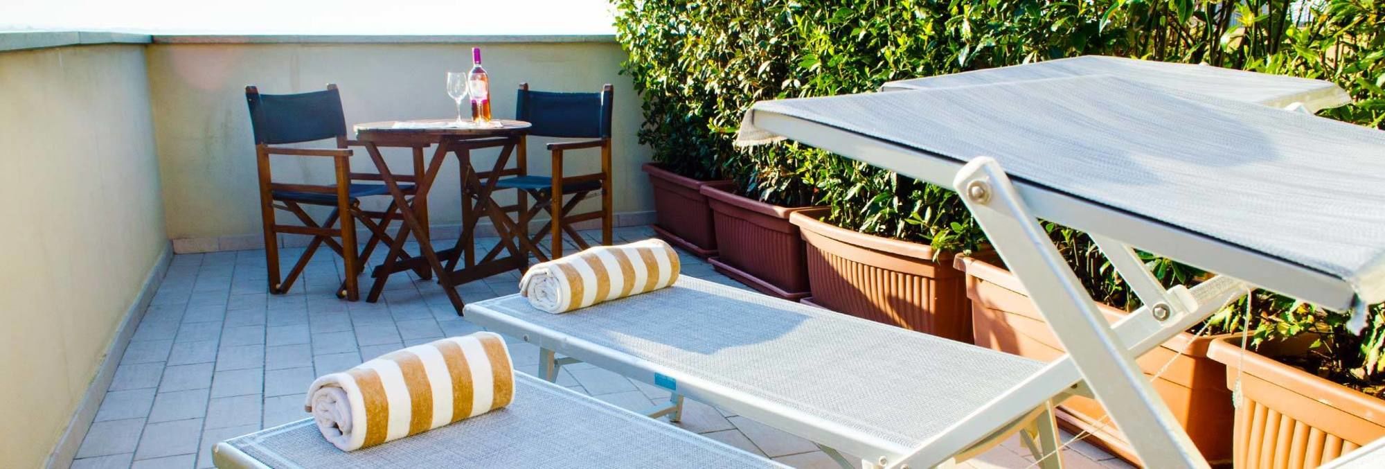 Фото Mona Lisa Hotel