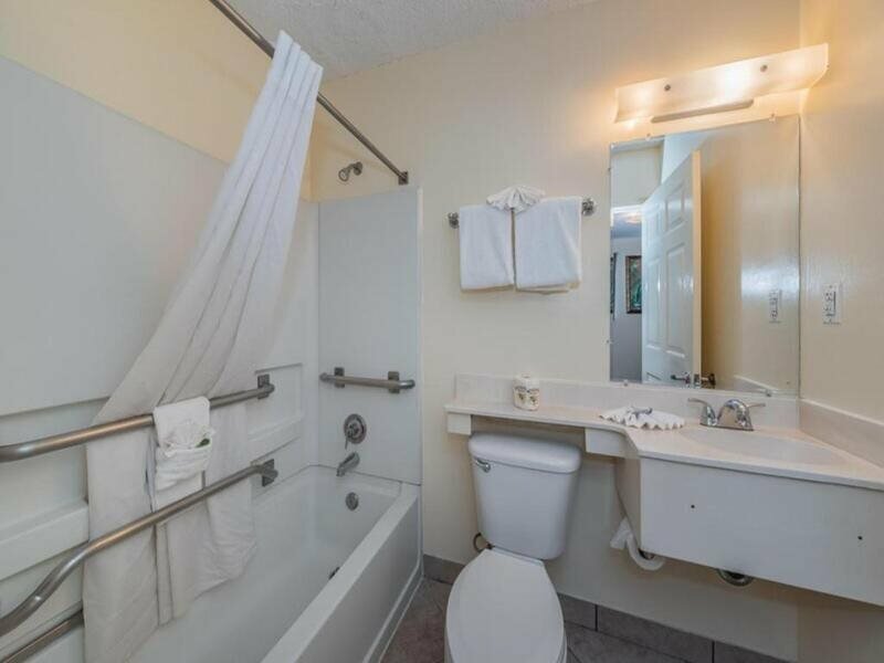 Фото Tampa Bay Extended Stay Hotel