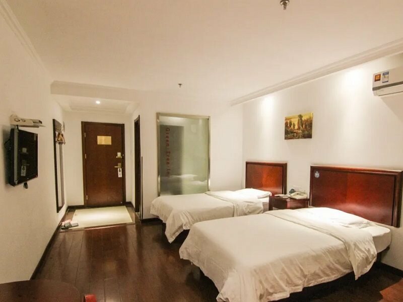 Фото GreenTree Inn Zhenjiang Danyang Development Zone Municipal Government Business Hotel