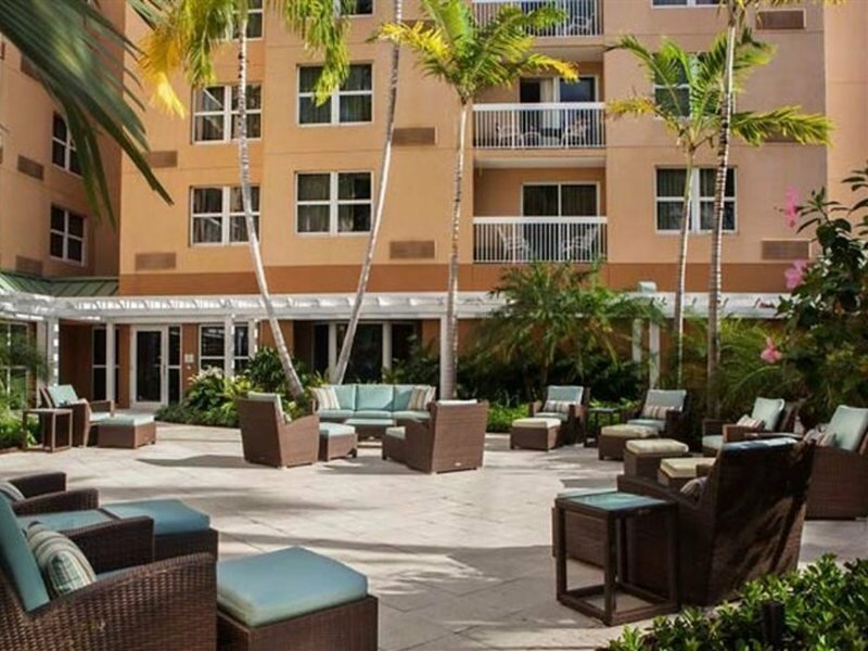 Фото Courtyard by Marriott Aventura Mall