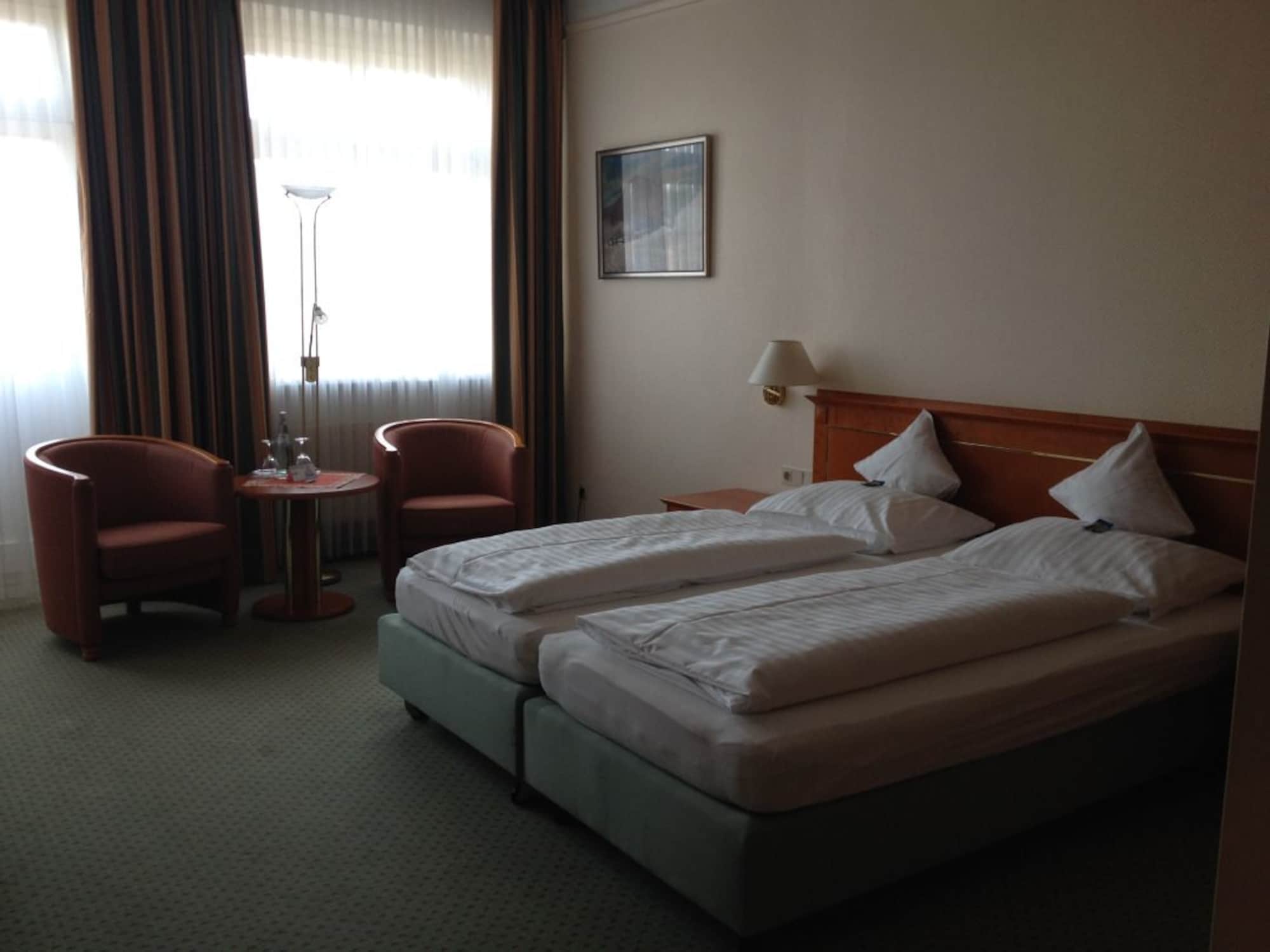 Фото Hotel Niedersaechsischer Hof