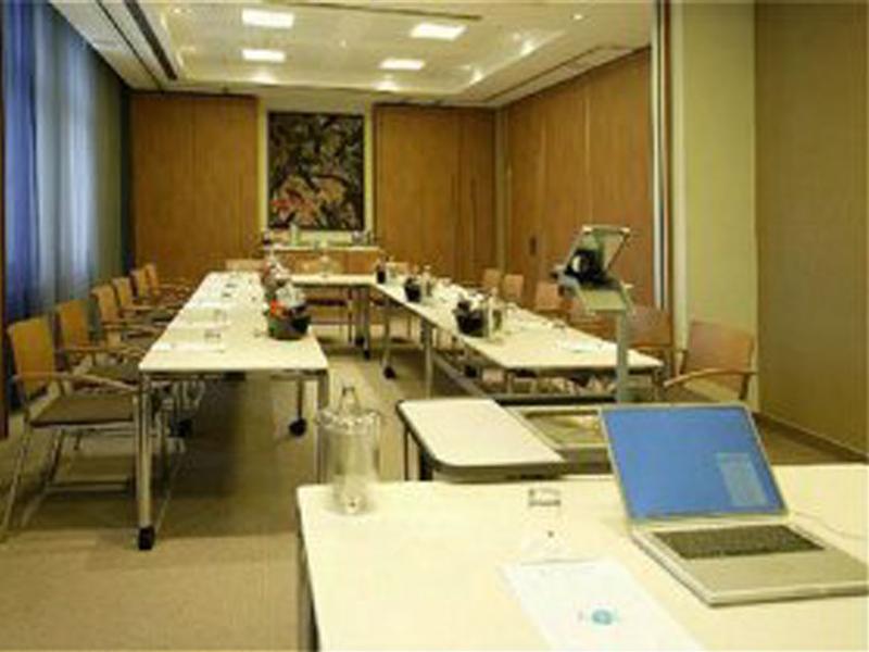 Фото Hotel International Hamburg