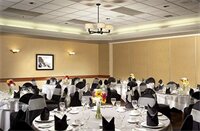 Фото Four Points by Sheraton Edmonton South