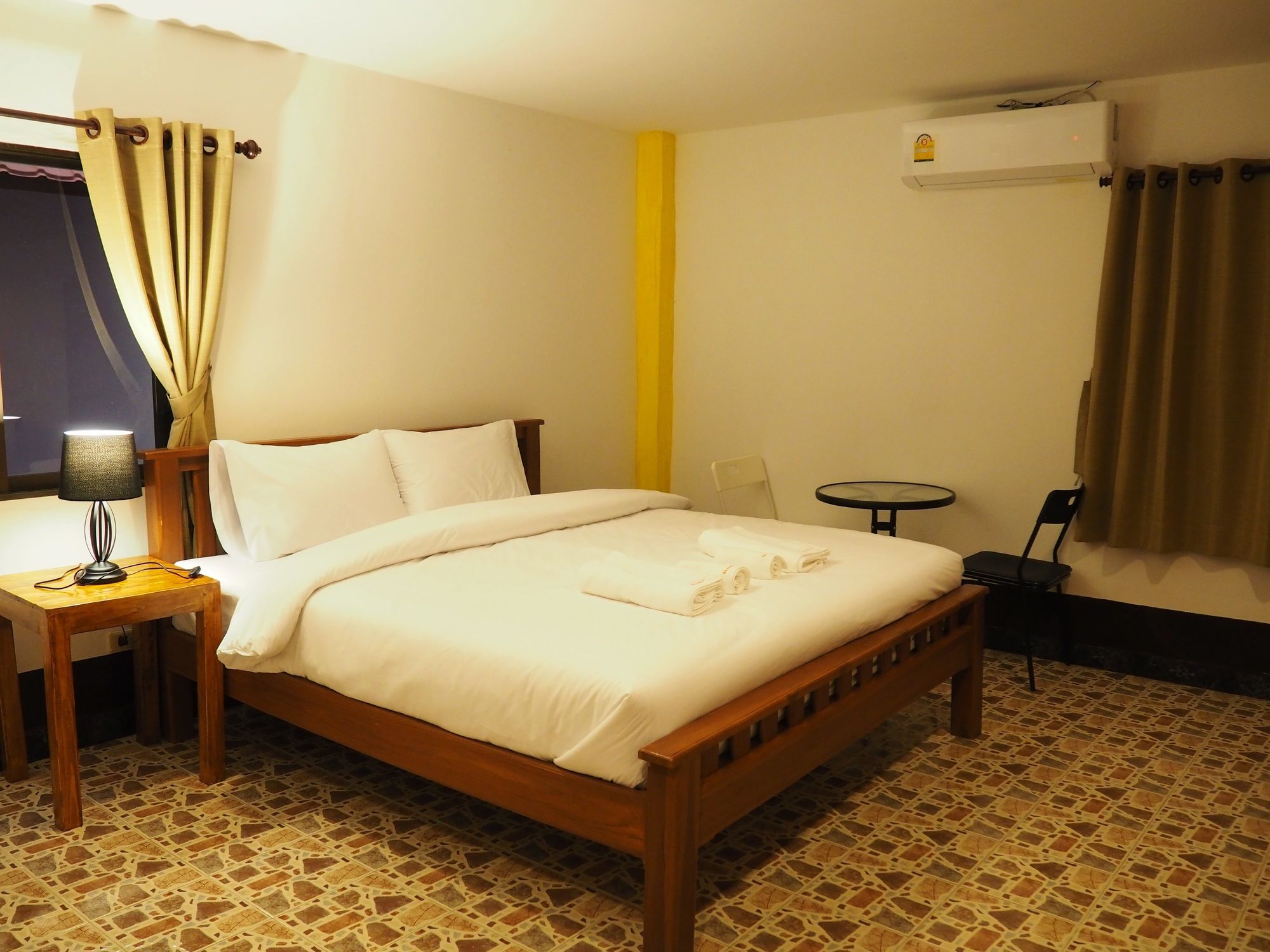 Фото Baanmae Residence