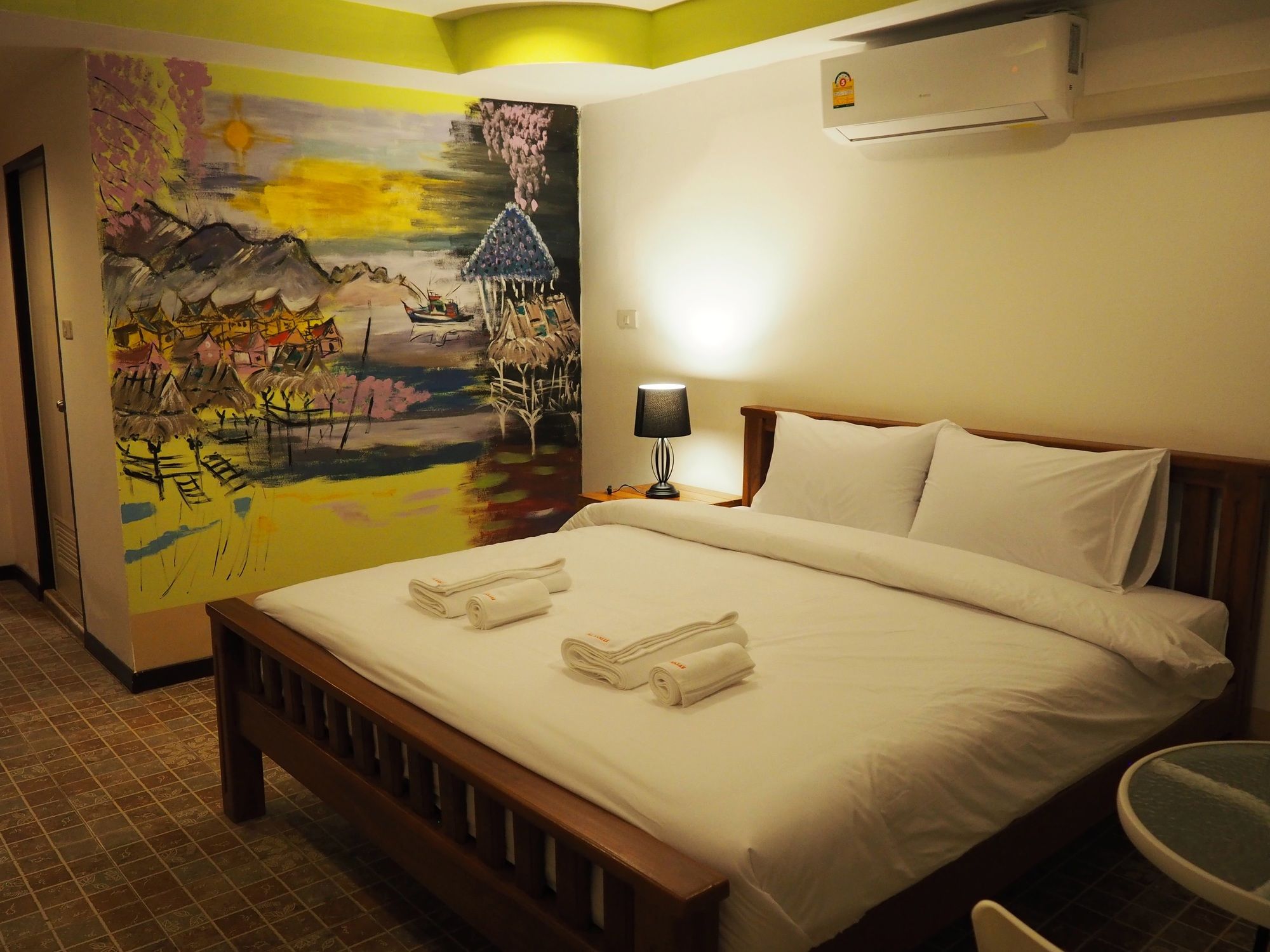 Фото Baanmae Residence