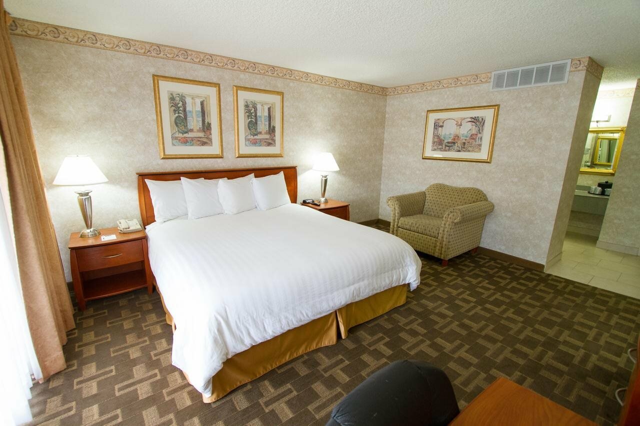 Фото Hourglass Hotel, Ascend Hotel Collection