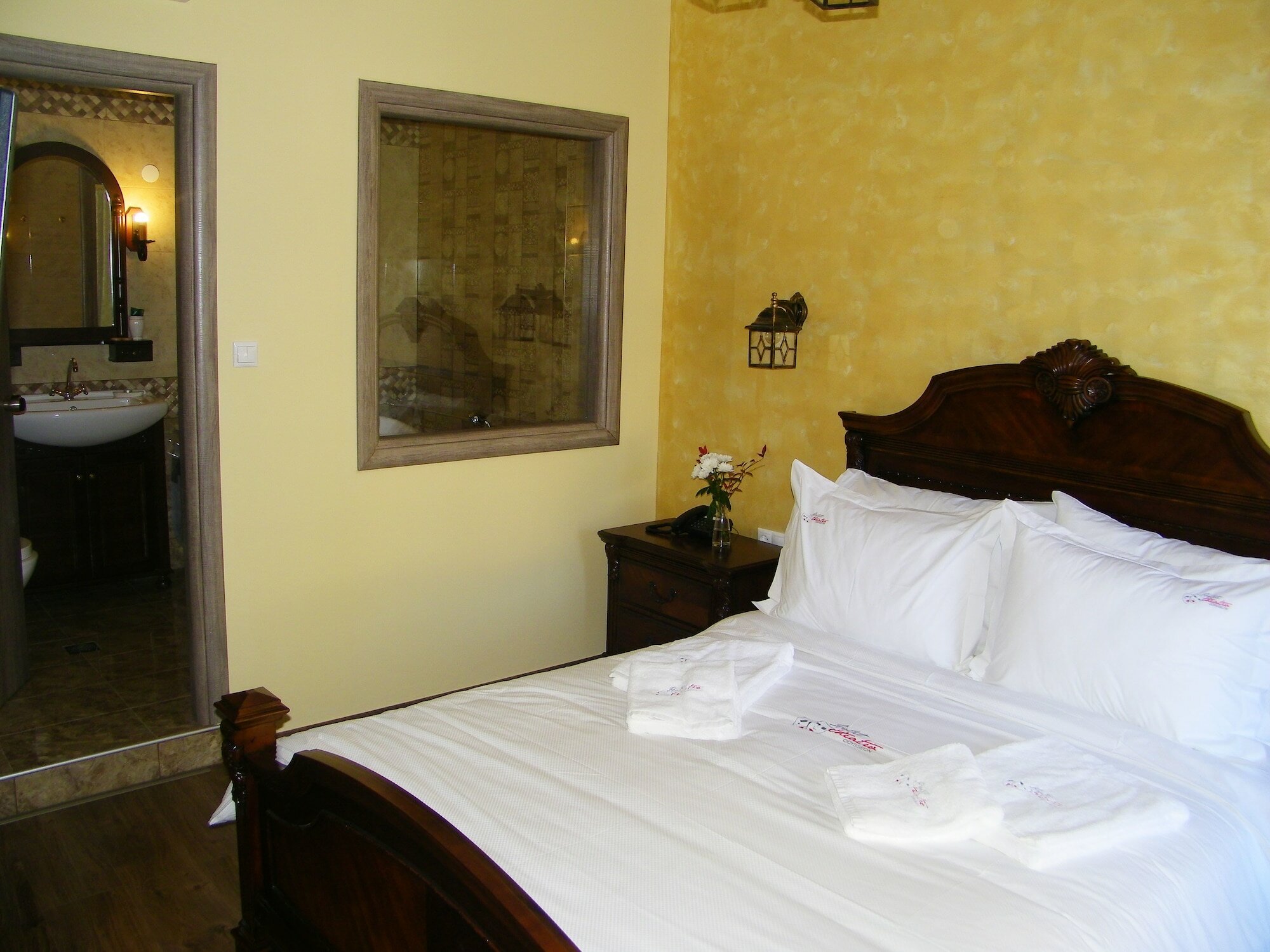 Фото Theatro Hotel Odysseon