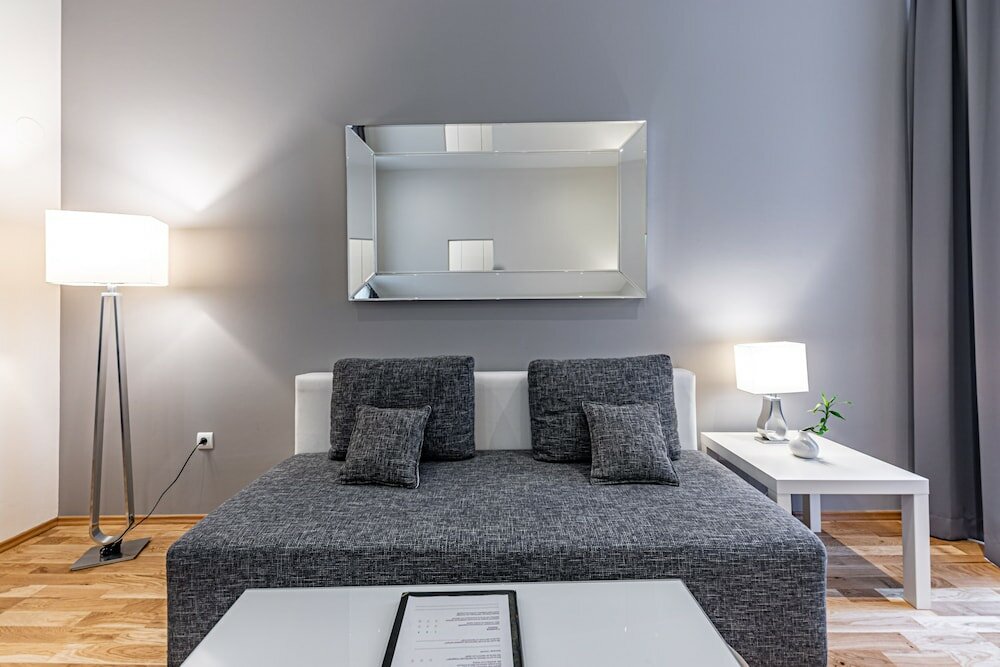 Фото The Levante Rathaus Apartments