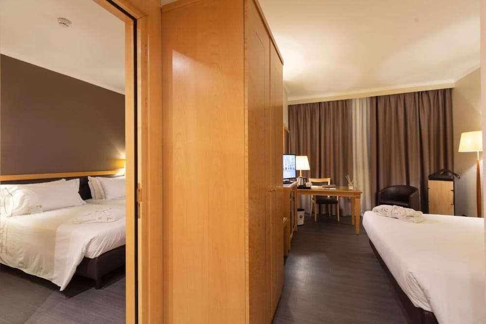 Фото City Life Hotel Poliziano, by R Collection Hotels