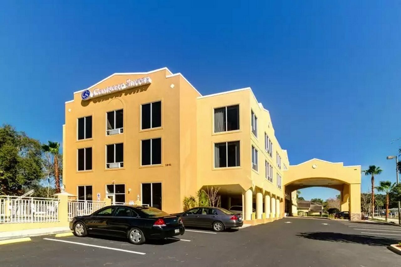 Фото Comfort Suites Clearwater - Dunedin