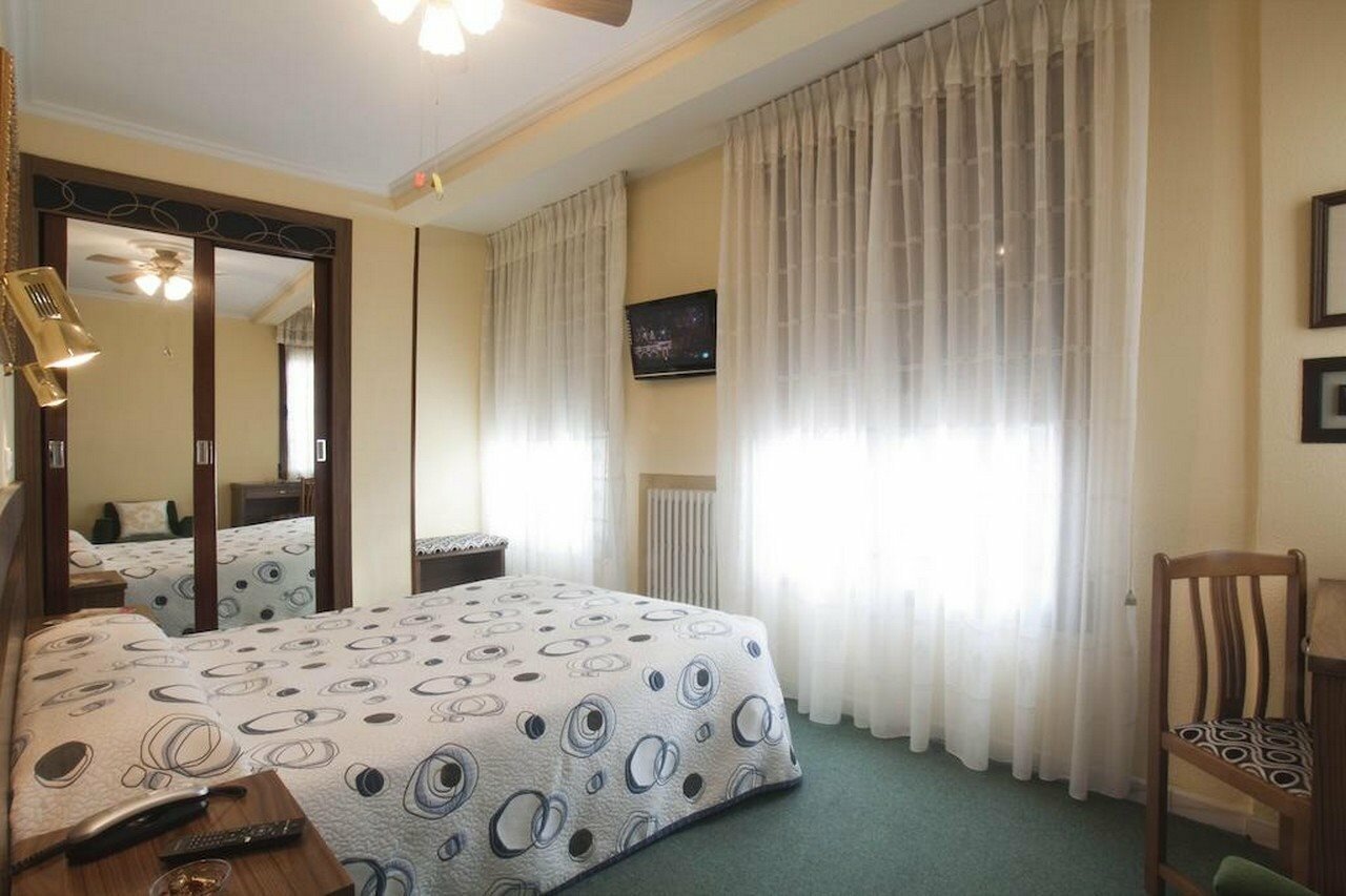 Фото Hotel Castilla