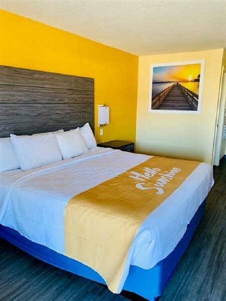 Фото Days Inn by Wyndham Okmulgee