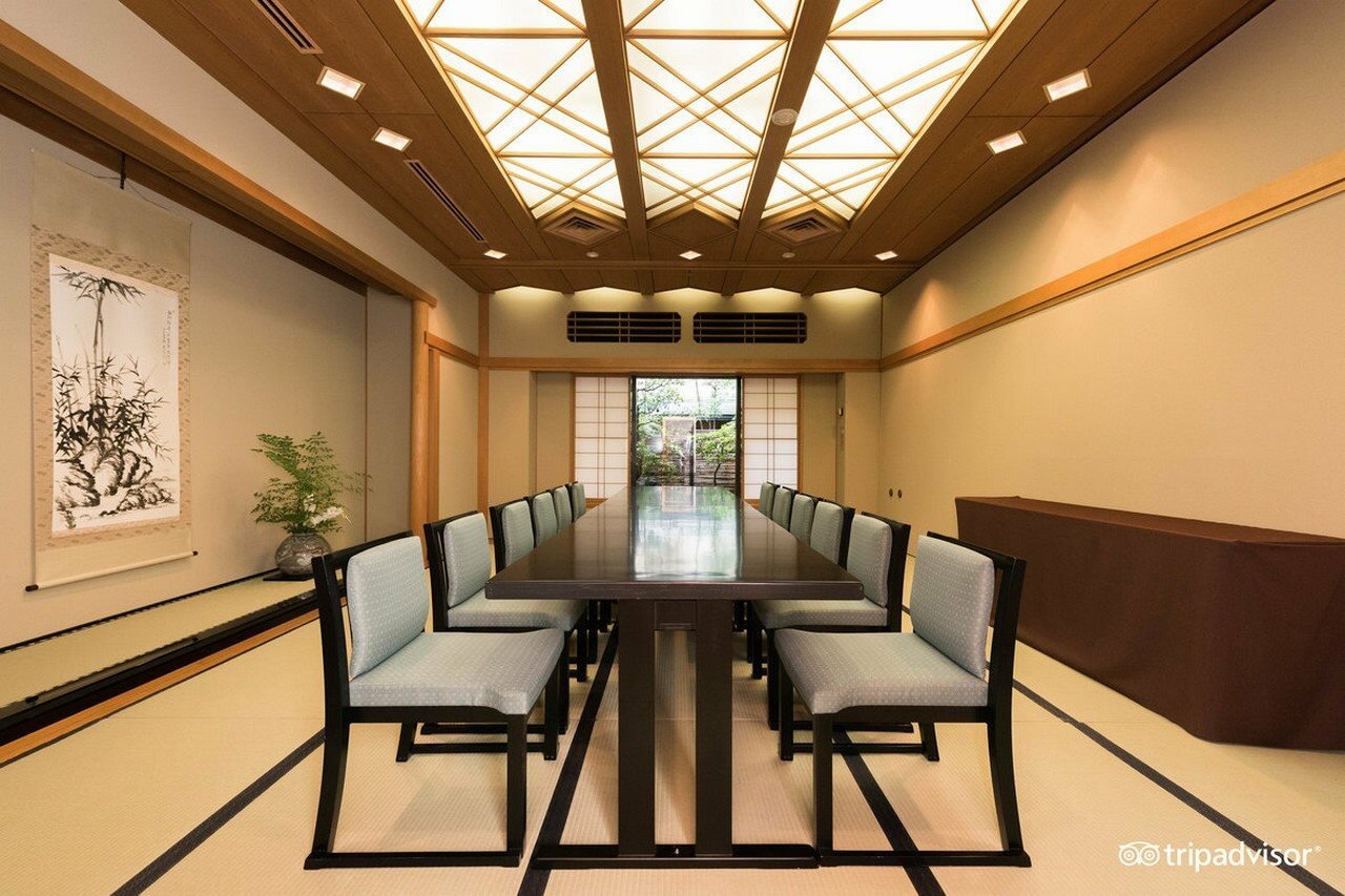 Фото Kyoto Brighton Hotel