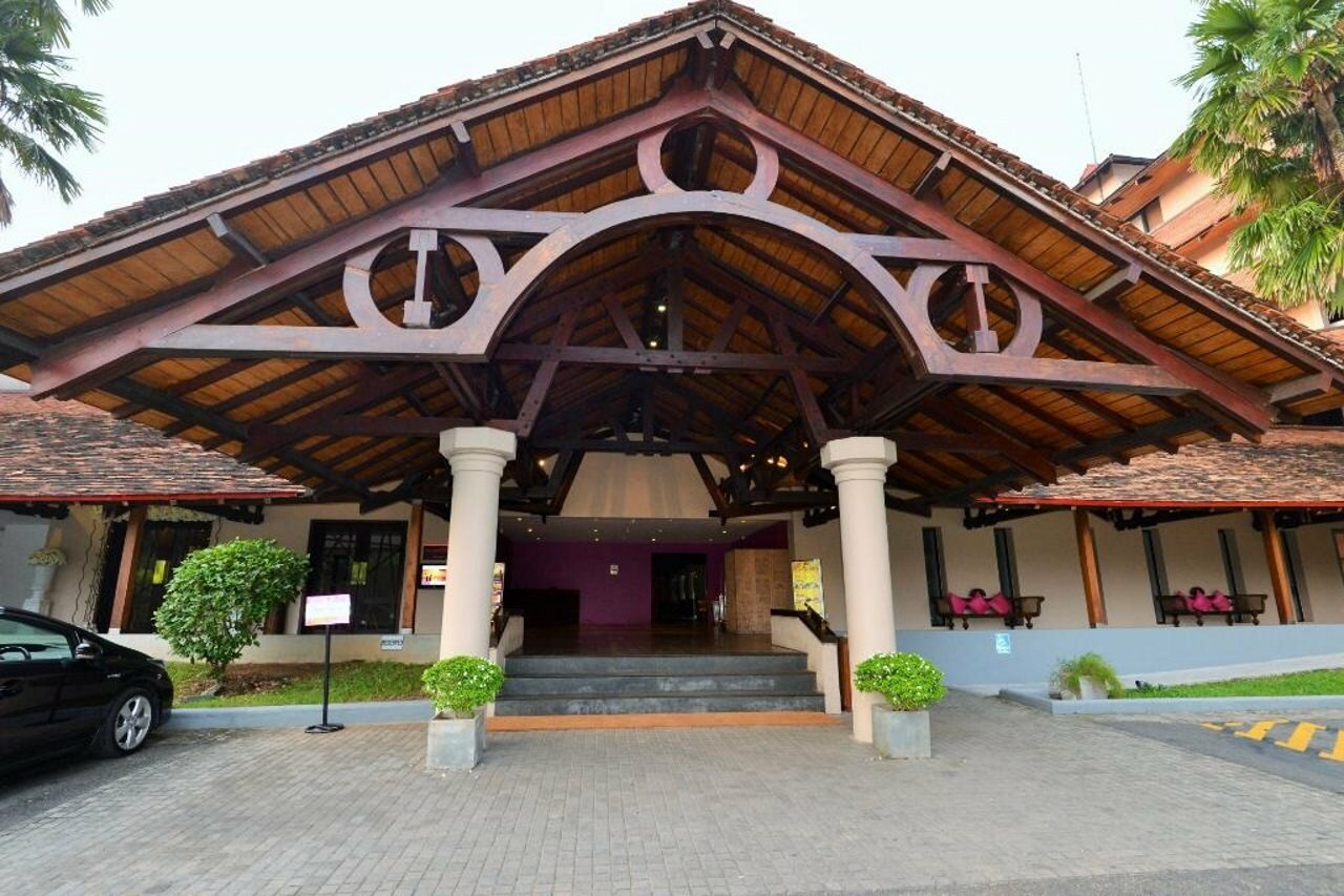 Фото отеля 2