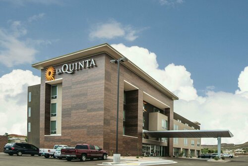 Гостиница La Quinta Inn & Suites by Wyndham Kingman в Кингмане