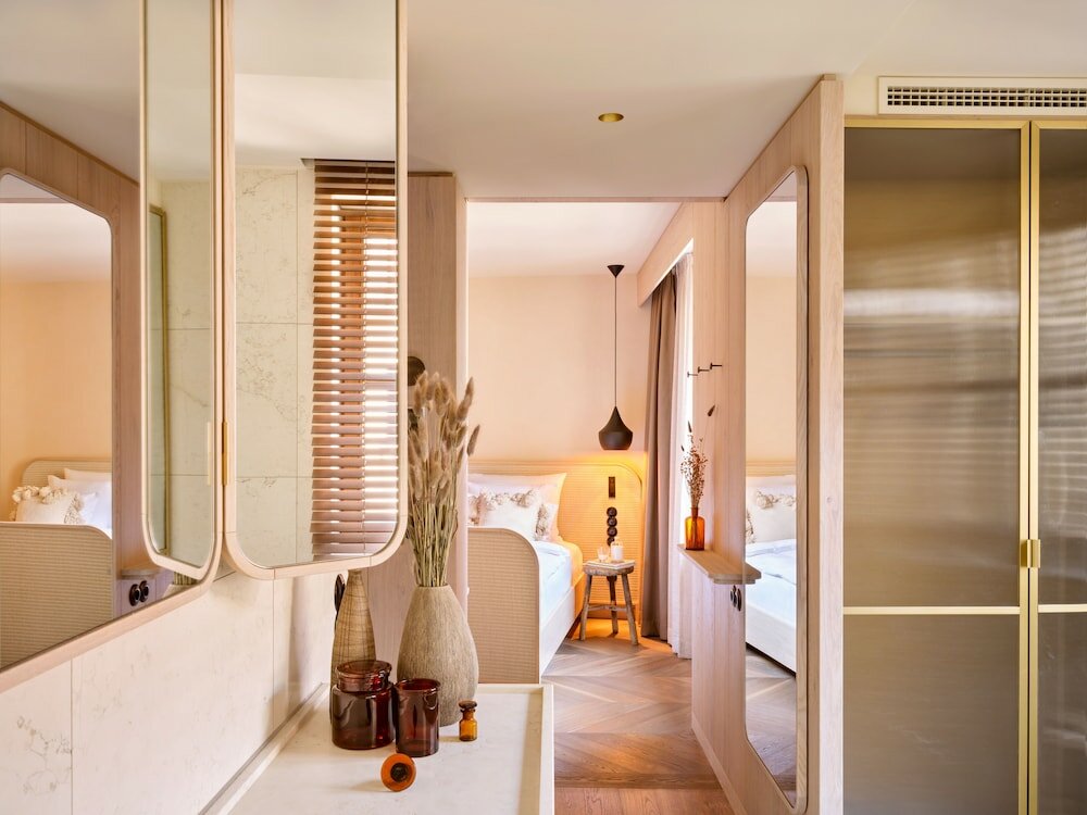 Фото Platzl Hotel