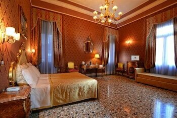 Гостиница Residenza Hotel San Maurizio в Венеции