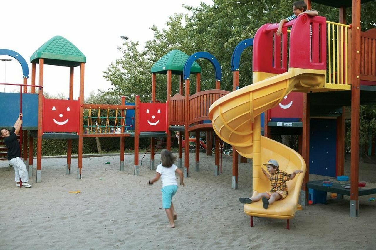 Фото Candia Park Village