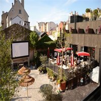 Фото Mob Paris Les Pouches