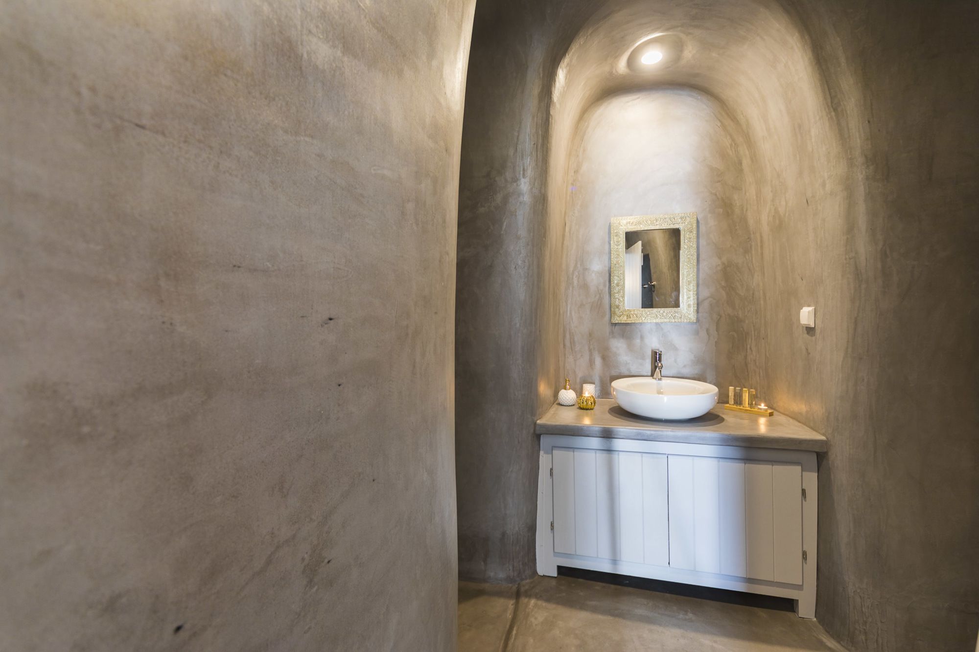 Фото Elysian Santorini