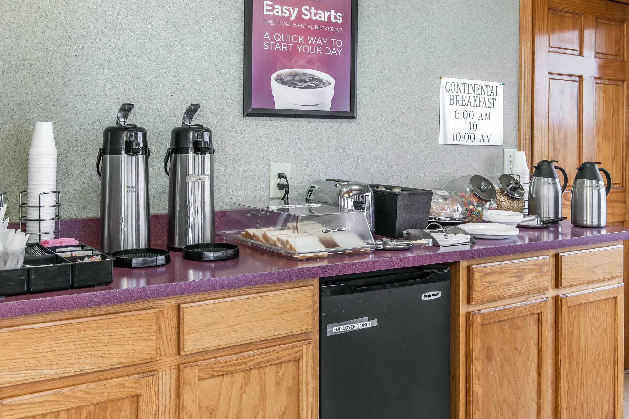 Фото Econo Lodge Seymour