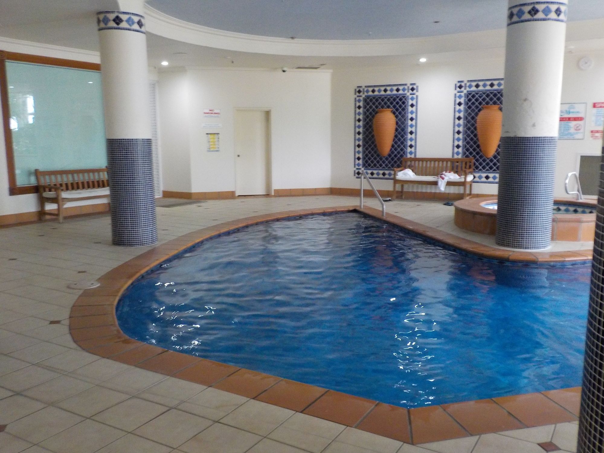 Фото отеля 2