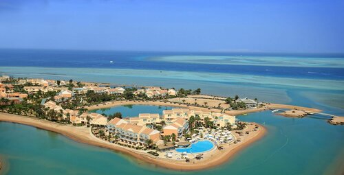 Гостиница Movenpick Resort & SPA El Gouna в Эль-Гуне