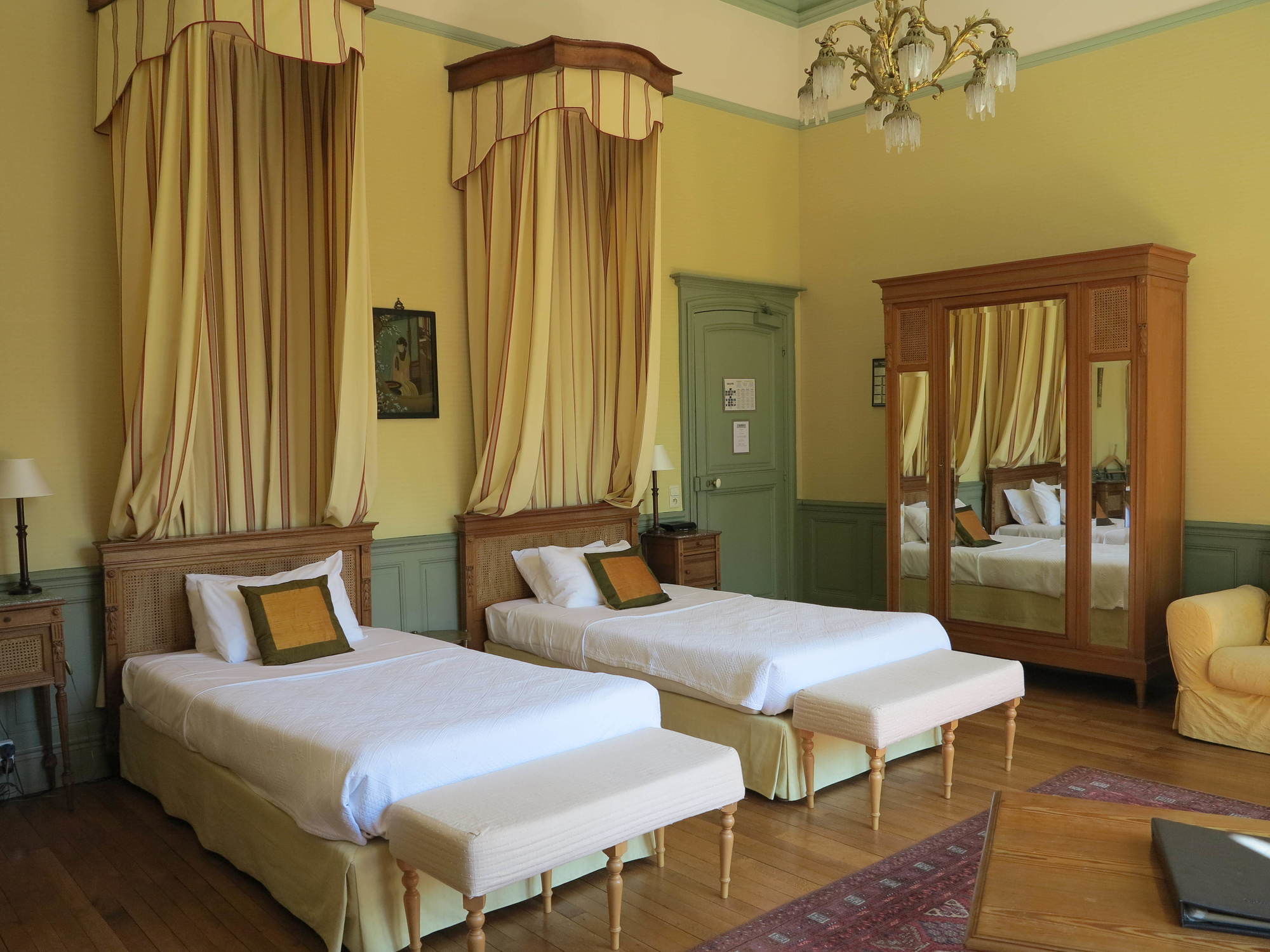 Фото Hotel Chateau De Verrieres & SPA