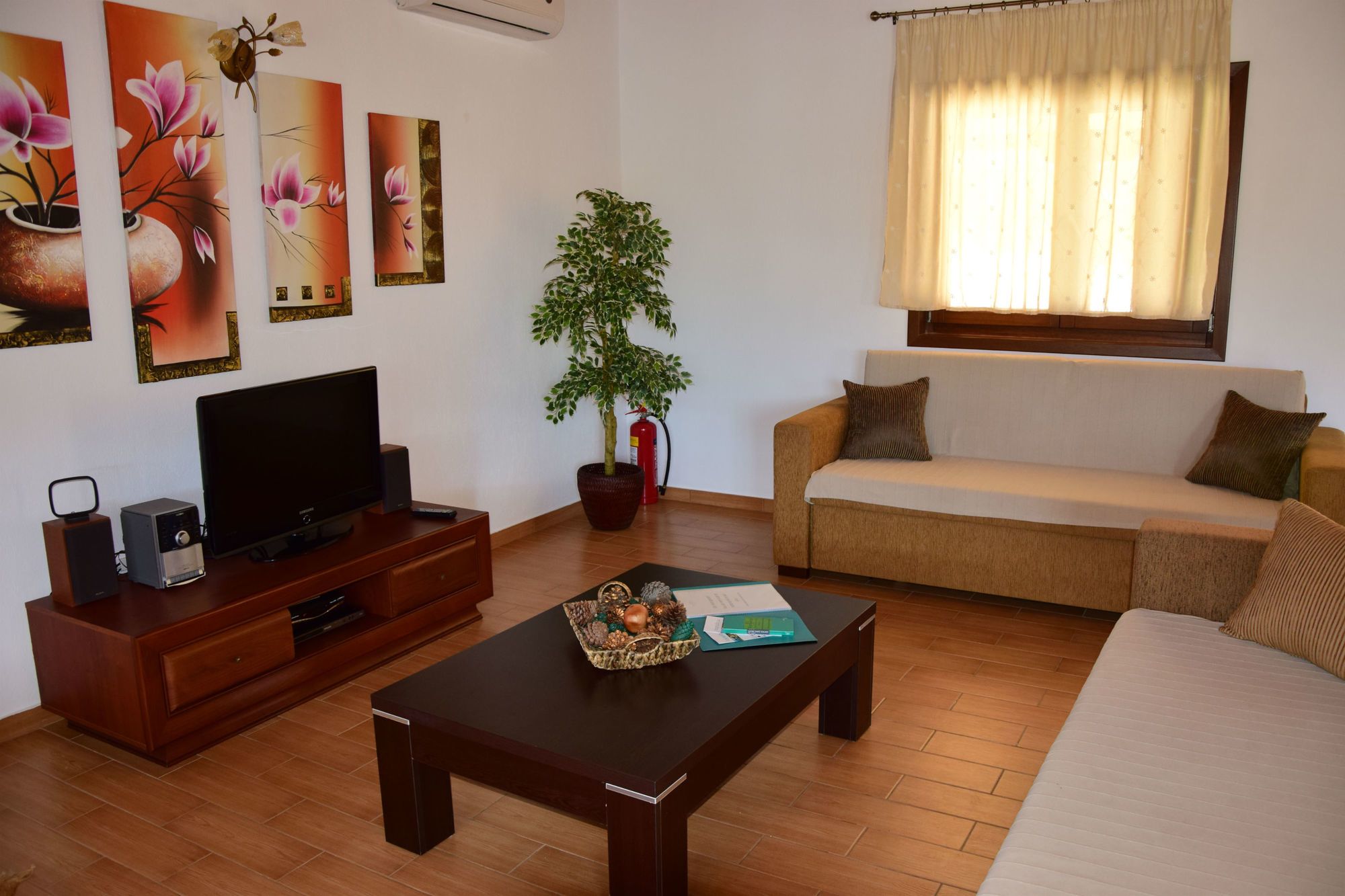 Фото Four Seasons Villas
