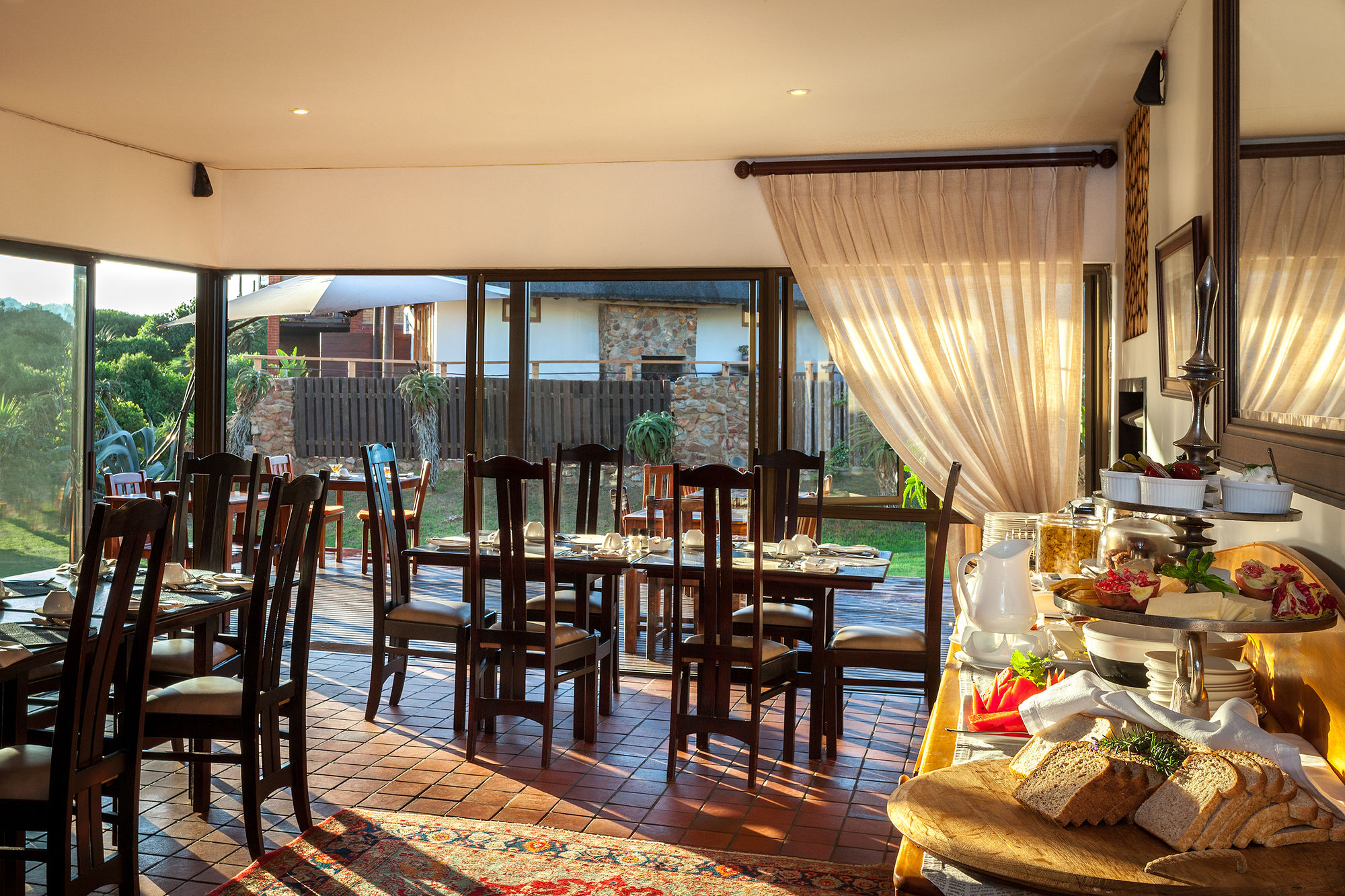 Фото Super Tubes Guesthouse