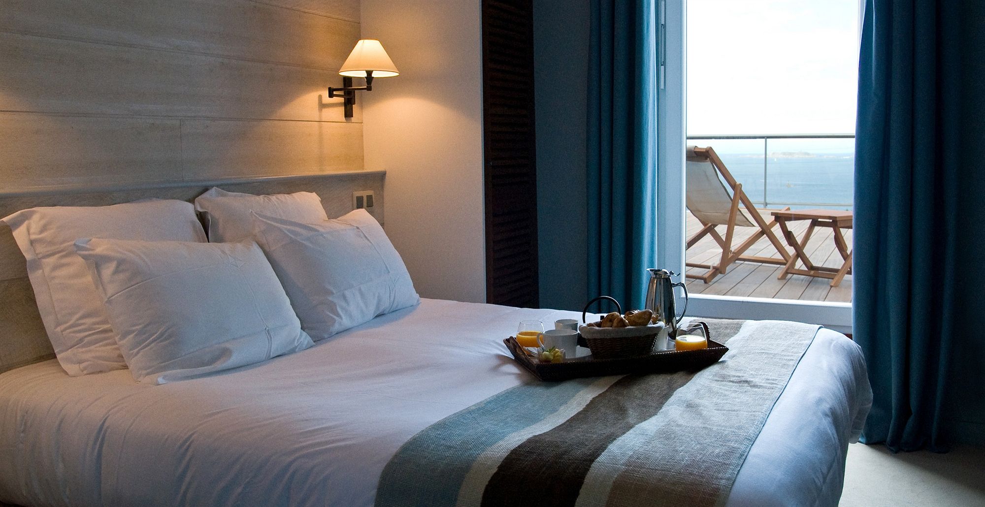 Фото Hôtel Les Costans, The Originals Relais