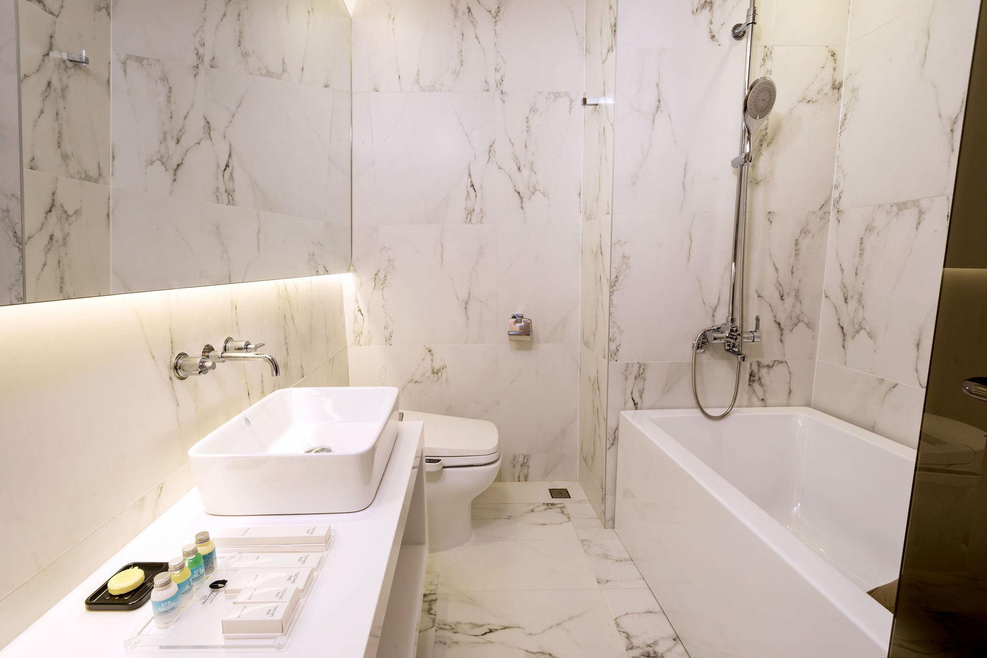 Фото Hotel The Designers Lyj Gangnam Premier