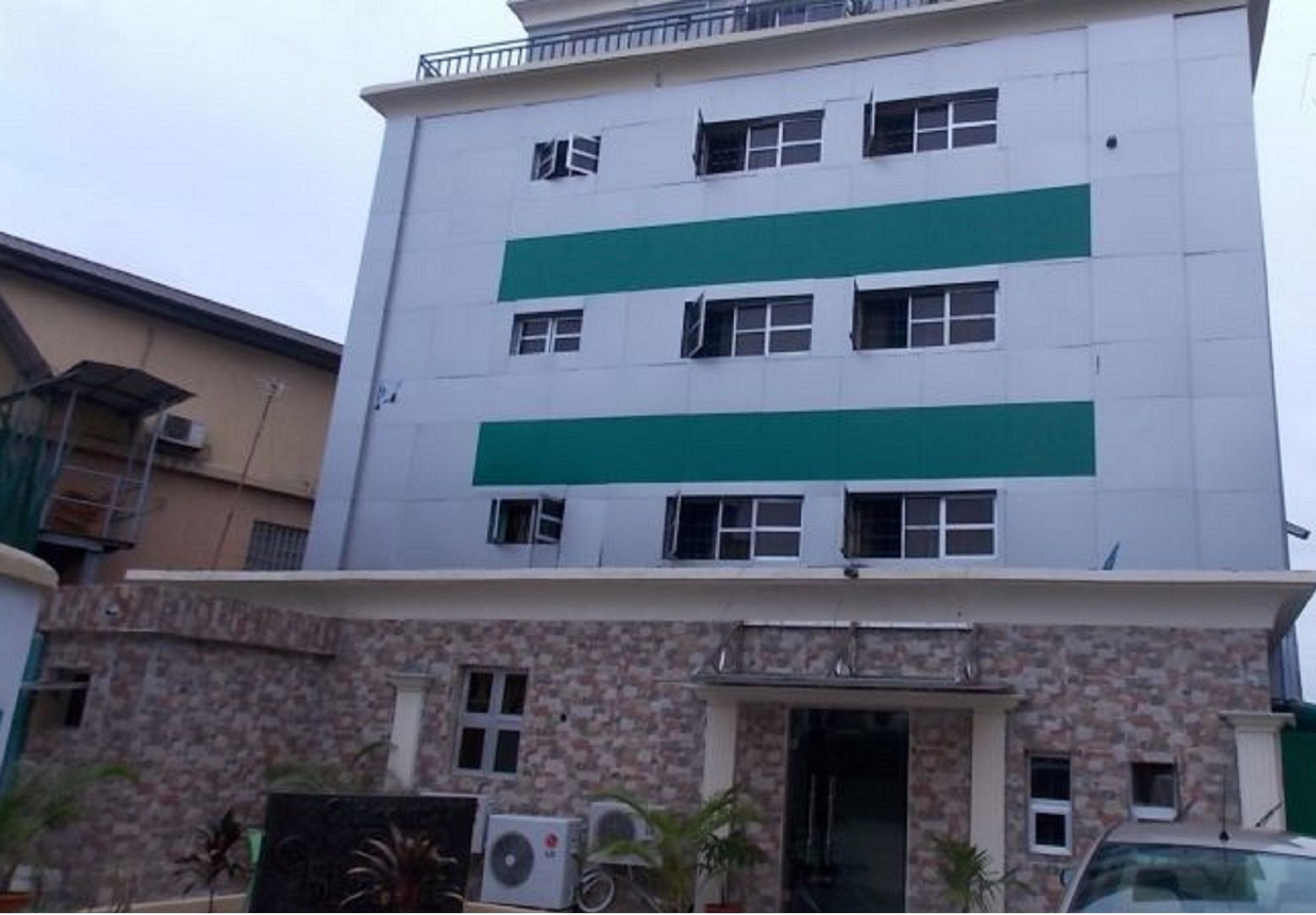 Фото Divine Foutain Apapa Branch