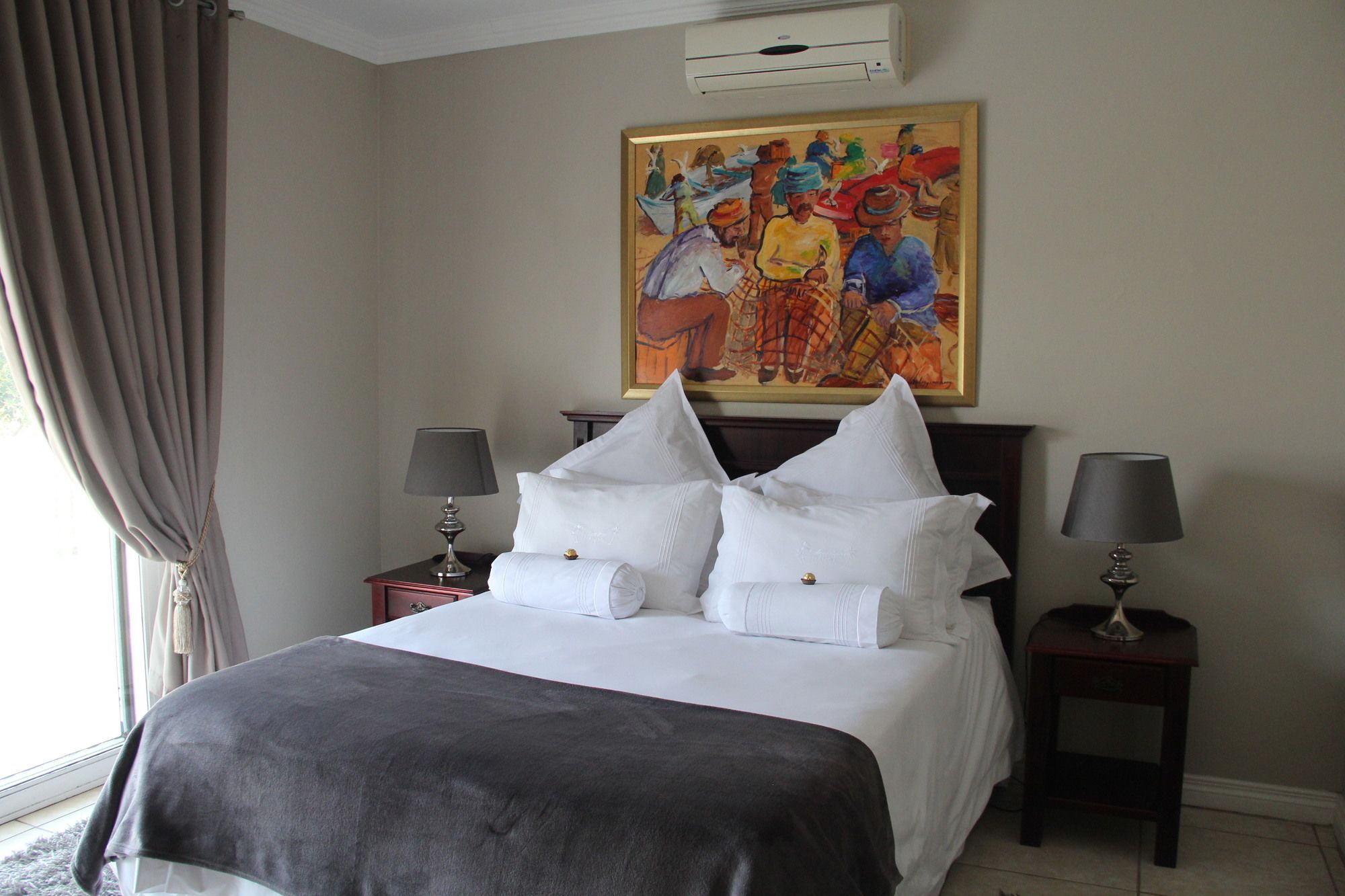 Фото Seaview Manor Exquisite Bed & Breakfast