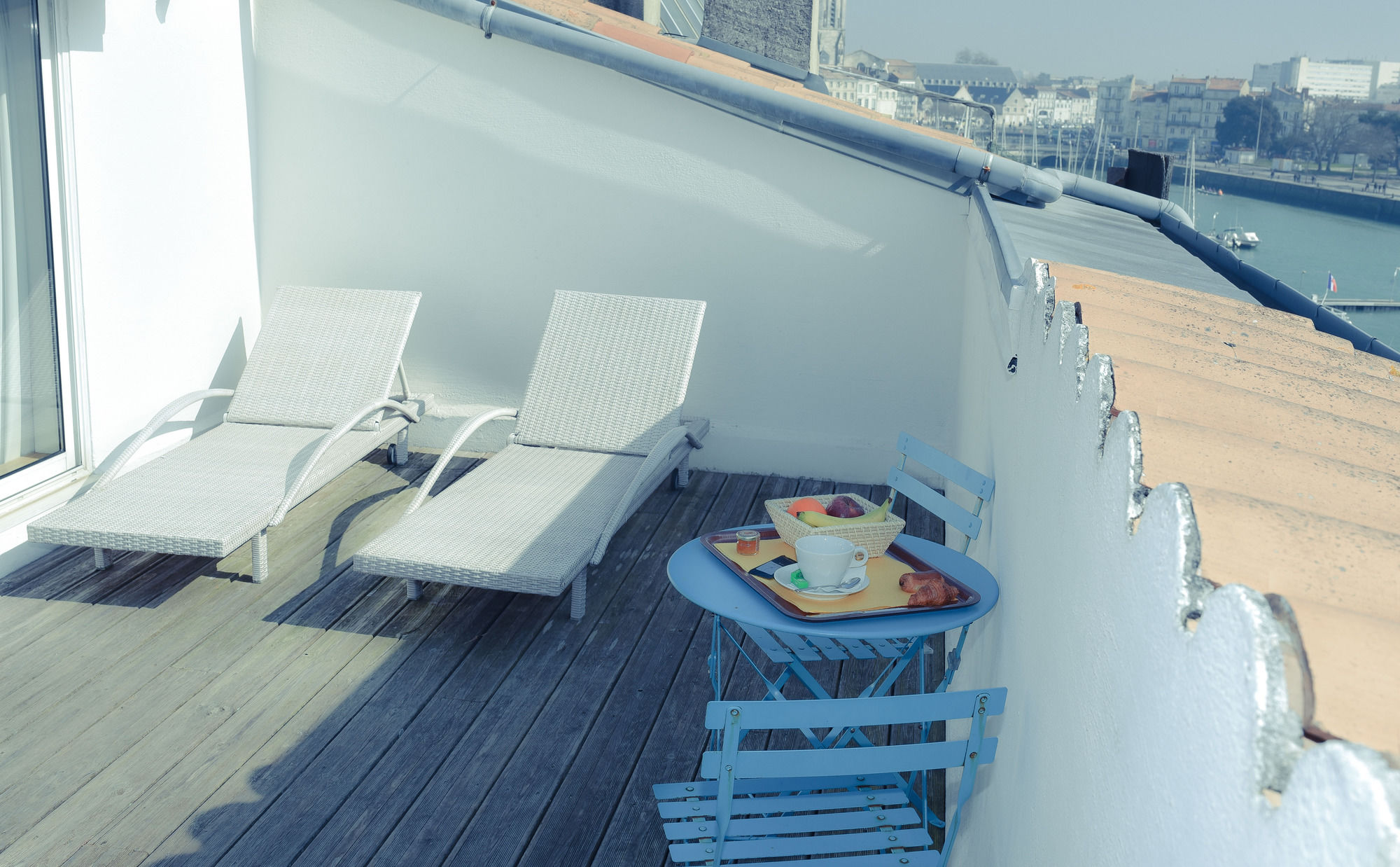 Фото Maisons du Monde Hôtel & Suites La Rochelle