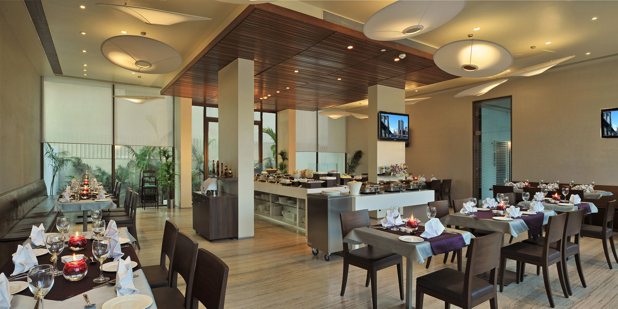 Фото Marasa Sarovar Portico Rajkot