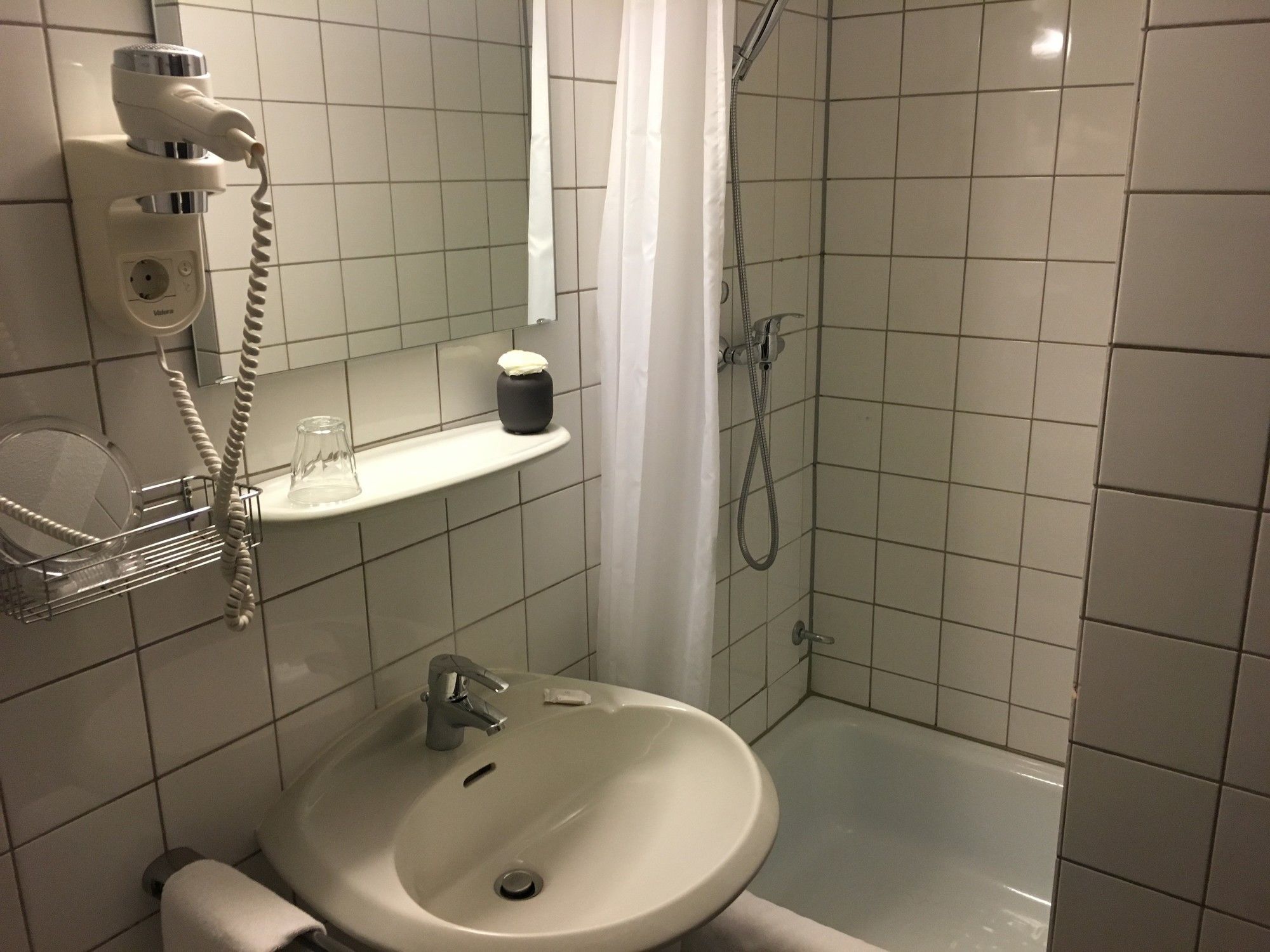 Фото Rugs Hotel Köln