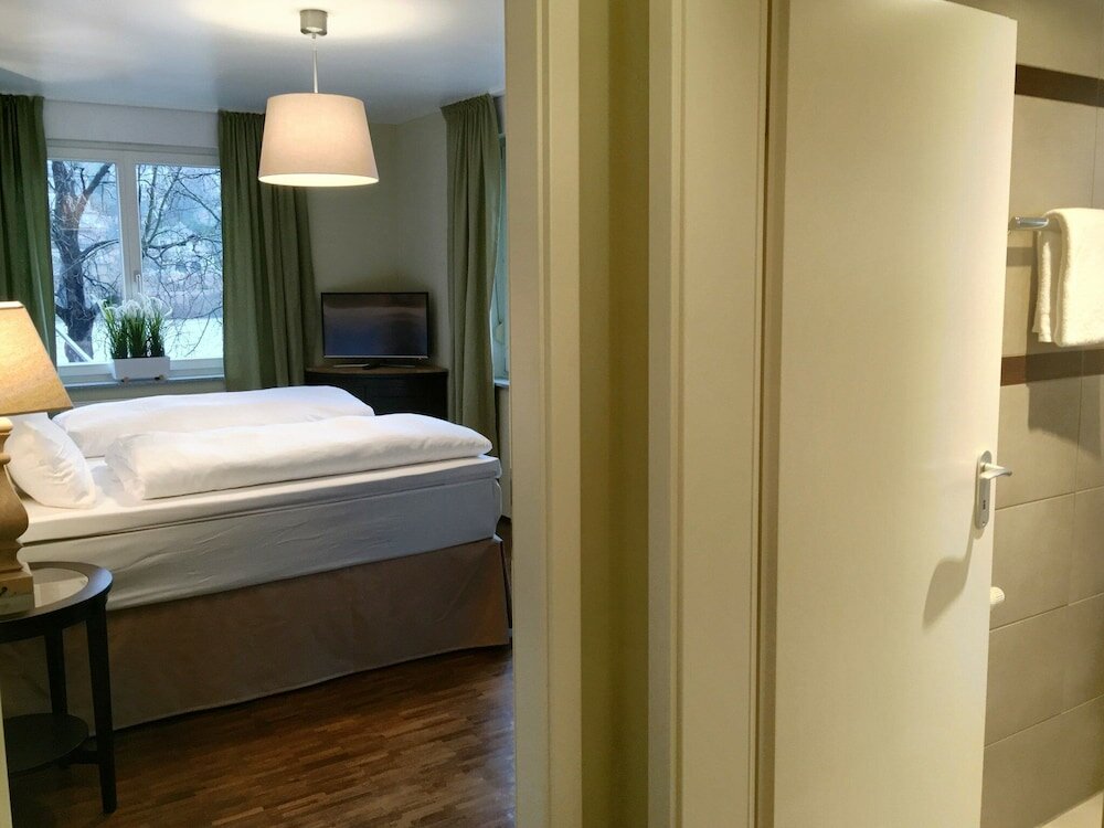 Фото Hotel Zur Alten Brücke