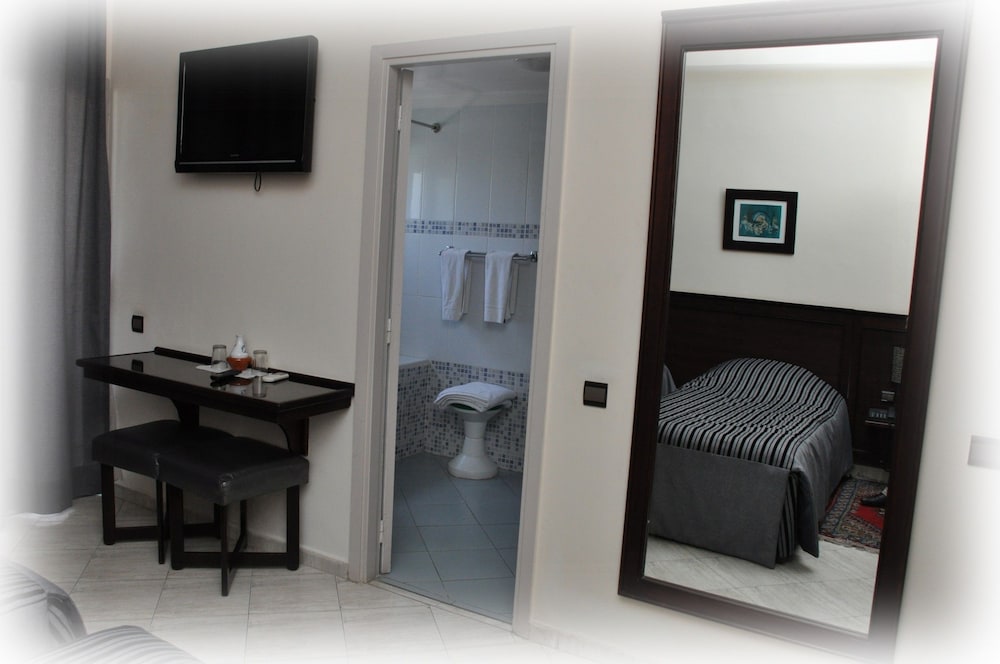 Фото Aferni Hotel