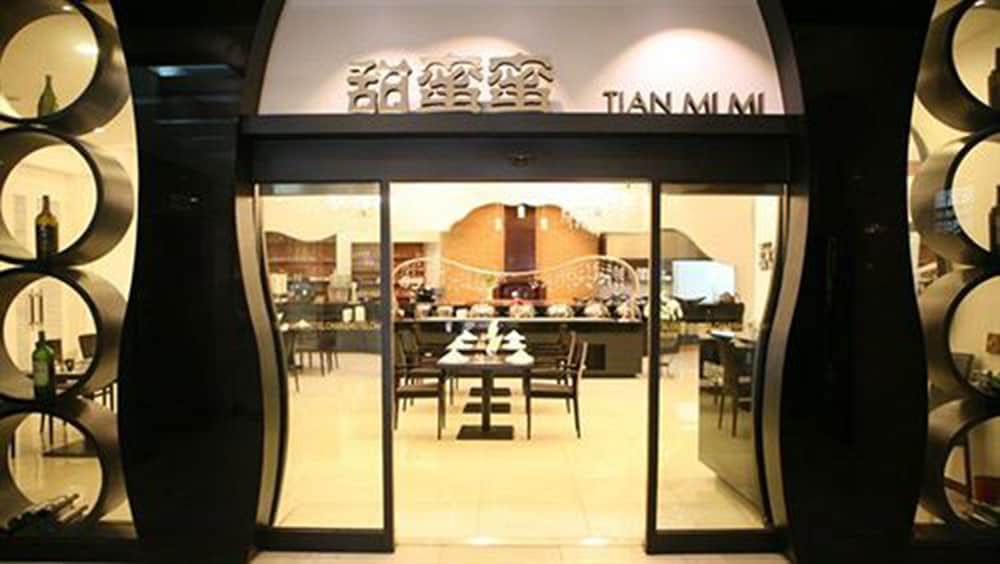 Фото Charis Hotel